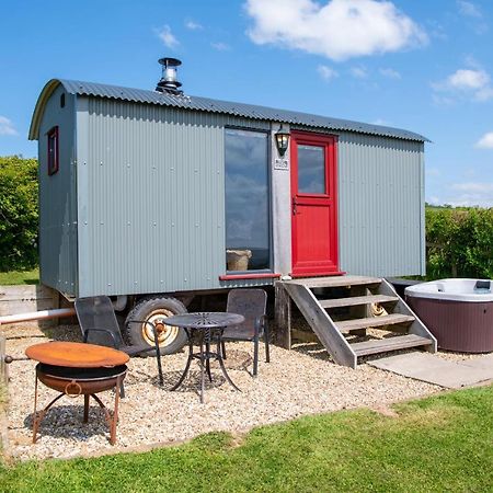 The Big Cwtch Shepherd'S Hut Kidwelly ภายนอก รูปภาพ